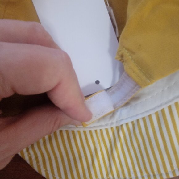 Yellow Happy Whale Baby/Toddler Sun Hat w Plastic Rain Cover - Picture 7 of 11